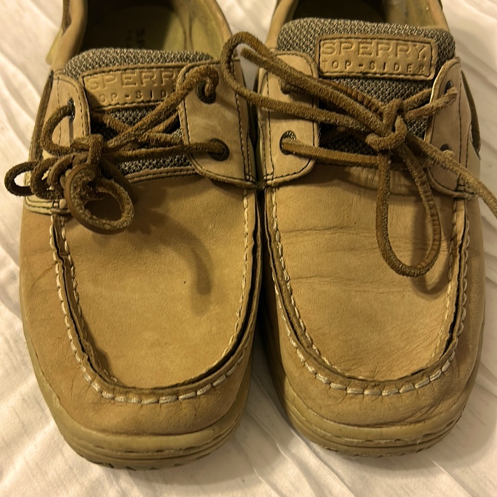 Sperry dock shoes  size 6 minimum wear
